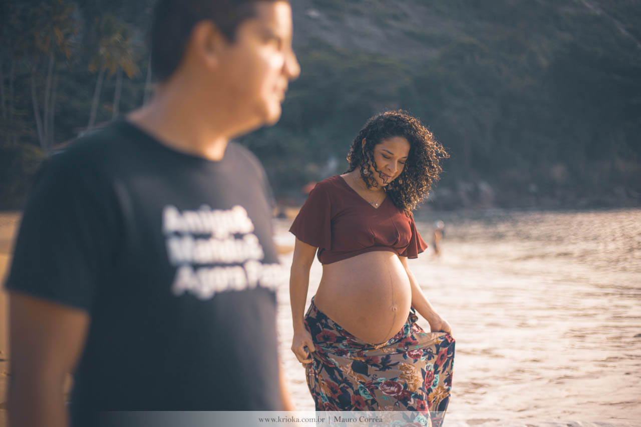 ensaio fotografico de gestante na praia