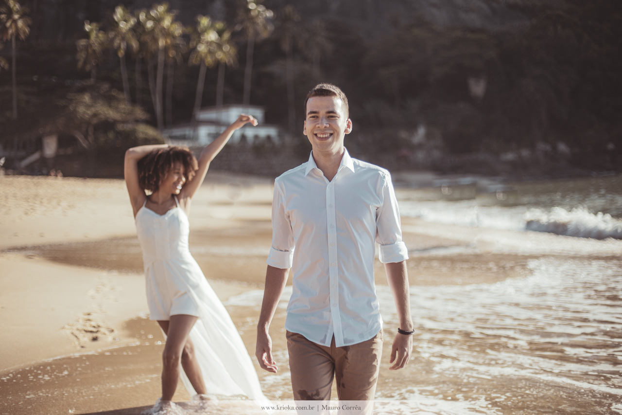 ensaio fotografico casal na praia da urca pose fashion rio de janeiro